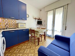 Apartment 270mt From the sea