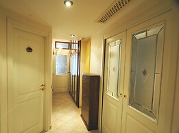 Roma Chic House - Romantic House With Jacuzzi, for Couples