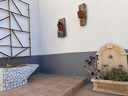 Cottage With 2 Bedrooms2 Bathrooms, Heated Solar Pool, Sauna, Jacuzzi,