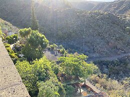 Cottage With 2 Bedrooms2 Bathrooms, Heated Solar Pool, Sauna, Jacuzzi,