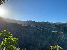 Cottage With 2 Bedroom, 2 Bathrooms, Heated Solar Pool, Sauna, Jacuzzi