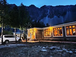 Passu Tourist Lodge