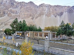 Passu Tourist Lodge