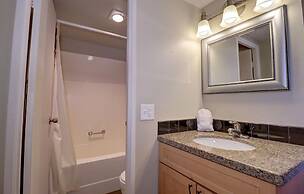 B207 Ten Mile Island 2br 2ba 2 Bedroom Condo by RedAwning