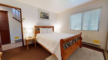 Snowflower 20 Pet-Friendly, Spacious Corner Unit With Great Complex Am