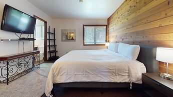 Snowflower 20 Pet-Friendly, Spacious Corner Unit With Great Complex Am