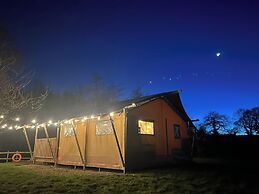 Arcadia Safari Tent in Private 5 Acre Field