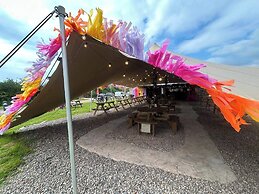 Arcadia Safari Tent in Private 5 Acre Field