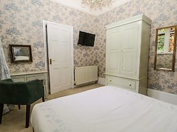 Millwood Lodge