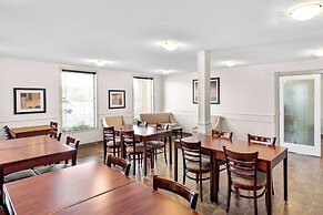 SureStay Plus Hotel by Best Western Hardisty