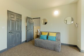 Remaotel Seafield Court Apartments