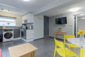 Remaotel Seafield Court Apartments