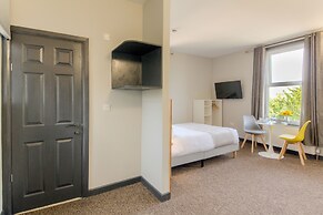 Remaotel Seafield Court Apartments