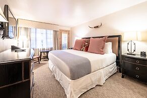 Lodge at Vail Condominiums