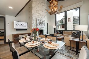 Lodge at Vail Condominiums