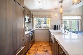 Lodge at Vail Condominiums