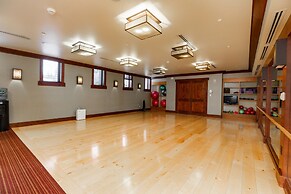 Lodge at Vail Condominiums