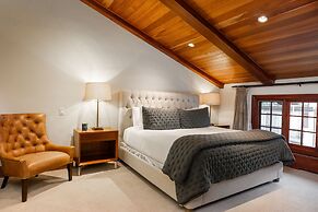 Lodge at Vail Condominiums