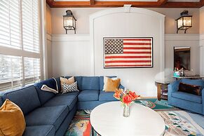 Lodge at Vail Condominiums