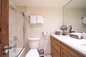 Lodge at Vail Condominiums