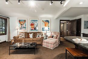 Lodge at Vail Condominiums