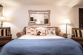 Lodge at Vail Condominiums