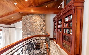 Lodge at Vail Condominiums