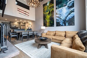 Lodge at Vail Condominiums