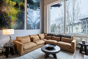 Lodge at Vail Condominiums