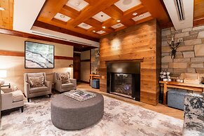 Lodge at Vail Condominiums