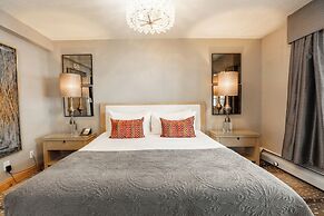 Lodge at Vail Condominiums