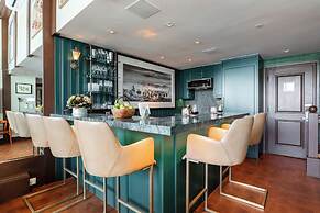 Lodge at Vail Condominiums