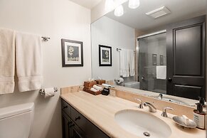 Lodge at Vail Condominiums