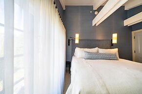 Lodge at Vail Condominiums