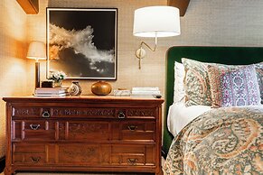 Lodge at Vail Condominiums