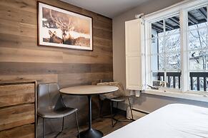 Lodge at Vail Condominiums