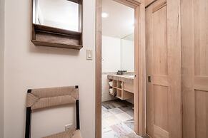 Lodge at Vail Condominiums