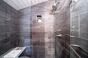 Lodge at Vail Condominiums