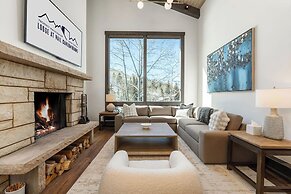 Lodge at Vail Condominiums