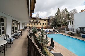 Lodge at Vail Condominiums