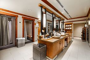 Lodge at Vail Condominiums