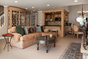 Lodge at Vail Condominiums