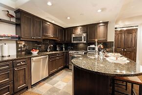 Lodge at Vail Condominiums