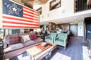 Lodge at Vail Condominiums