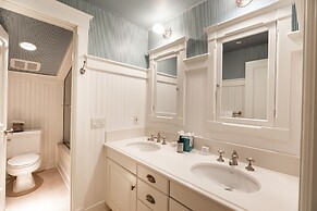 Lodge at Vail Condominiums