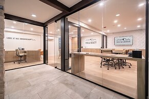 Lodge at Vail Condominiums