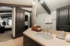 Lodge at Vail Condominiums