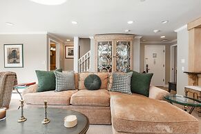 Lodge at Vail Condominiums