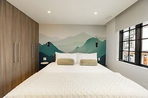 Lodge at Vail Condominiums