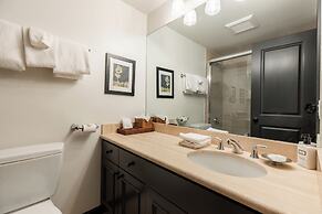 Lodge at Vail Condominiums